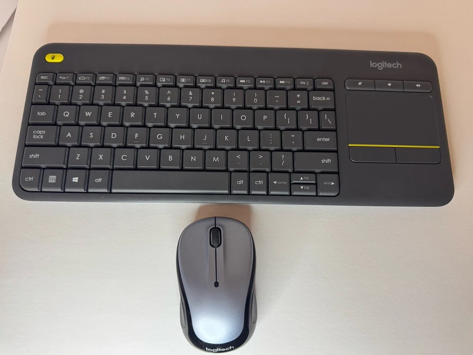 Combo Logitech K400 Plus Wless Keyboard + Logitech M325 Mouse -Receiver Included - Image 3 of 3