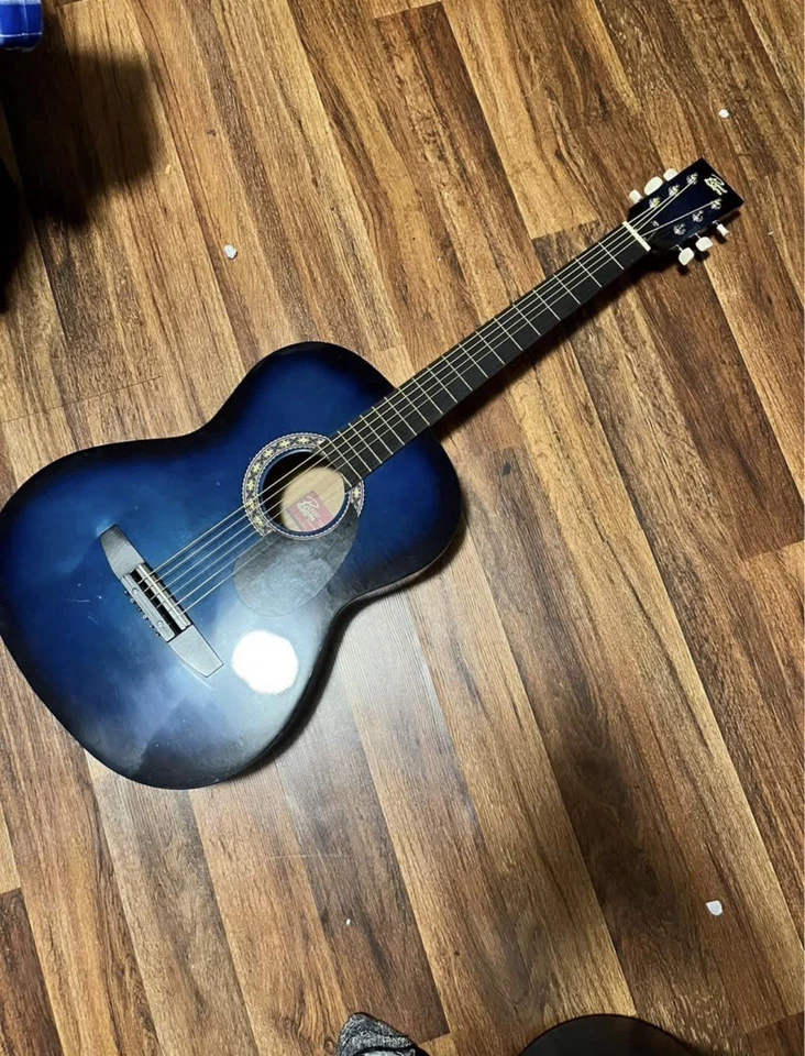 Guitarra acústica Rogue RA-090 Dreadnought Foto 3 de 4