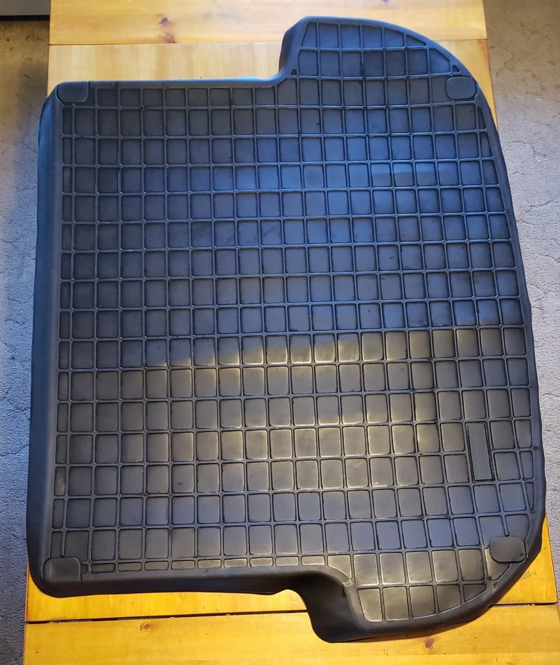WeatherTech Black Cargo Liner 2007-2012 Hyundai Santa Fe 5-Passenger Part 40317 - Image 2 of 4