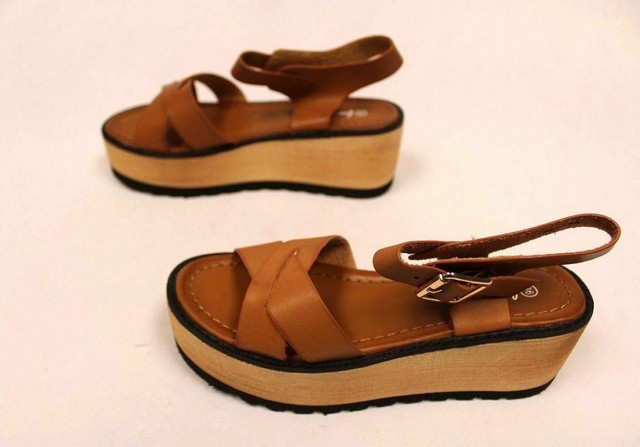 givenchy paris sandals in rubber