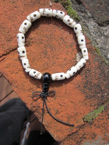 Light Toned Recycled Bone Skull Beads & Black Agate Custom Design Wrist Mala USA - Picture 2 of 10