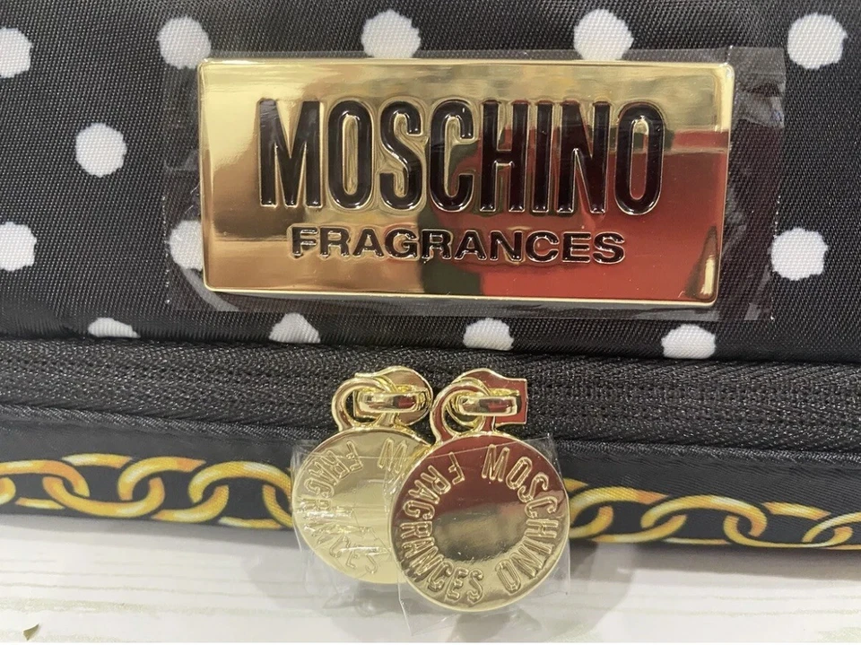 BOLSA DE MAQUILLAJE MOSCHINO FRAGANCIA NUEVA Foto 3 de 4