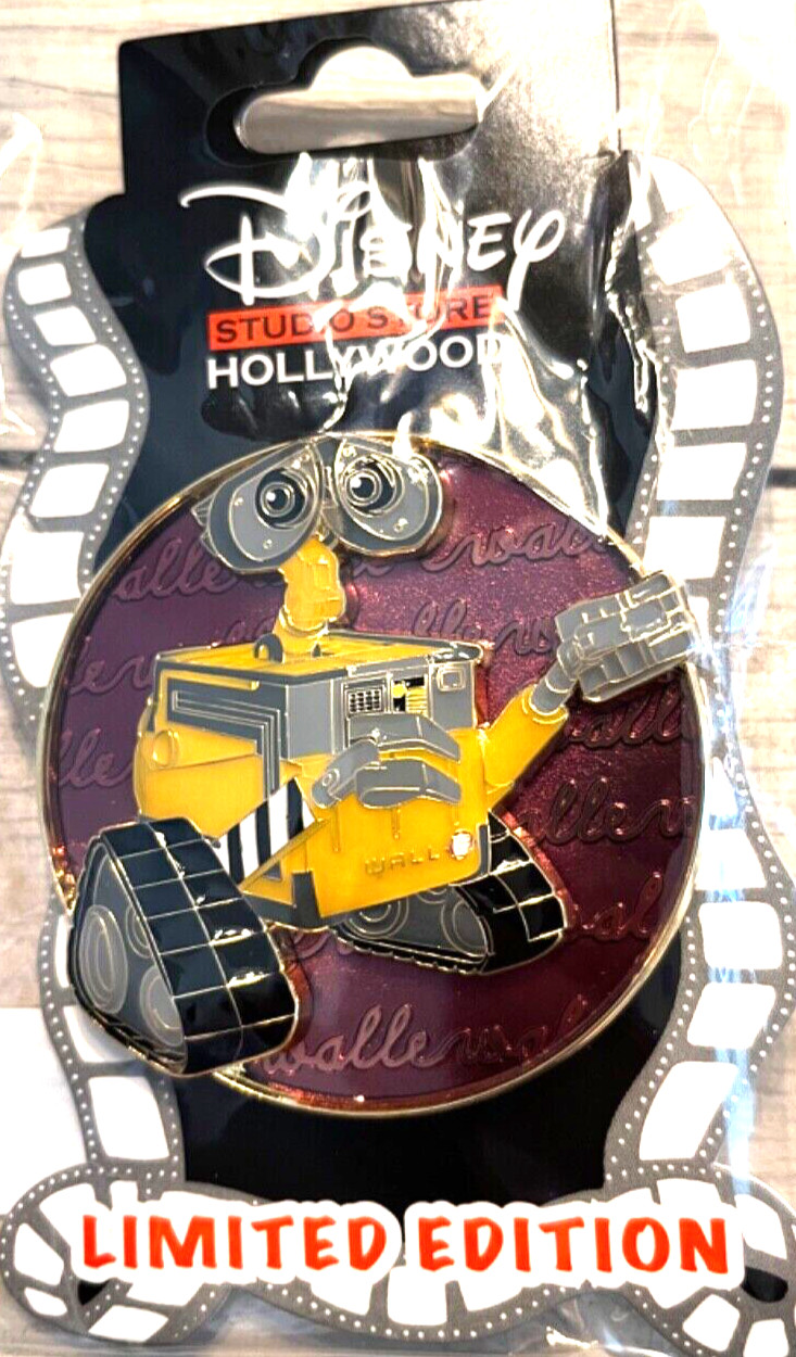 Disney D23 2022 Cursive Cuties Wall-E LE 400 pin