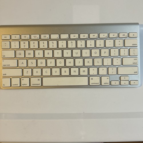 Apple A1314 Wireless Keyboard - Afbeelding 12 van 12