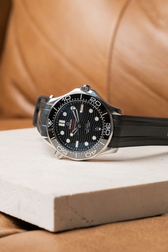 Omega Seamaster Diver 300m 210.32.42.20.01.001 42 mm Black Dial