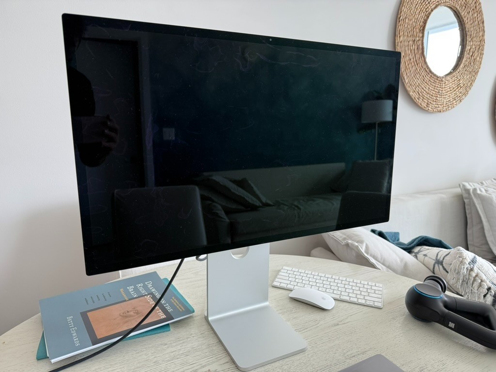 Apple Studio Display with Tilt- and height-adjustable stand (and