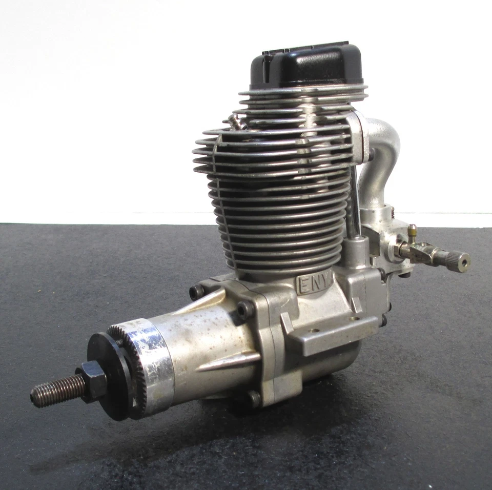 ENYA R120-4C 19.93cc 4 cycle glow engine with muffler, used for R/C airplane f/s - Image 3 of 4
