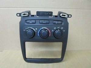 01-07 Toyota Highlander Radio Climate Control Panel Dash Trim 8401048180