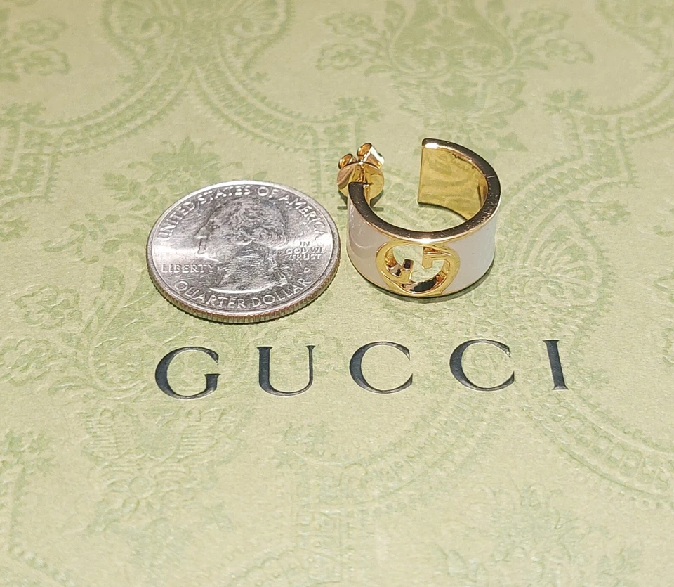 BRINCOS GUCCI ARGOLA GG - Caixa e bolsa de pó incluídas - Imagem 3 de 3