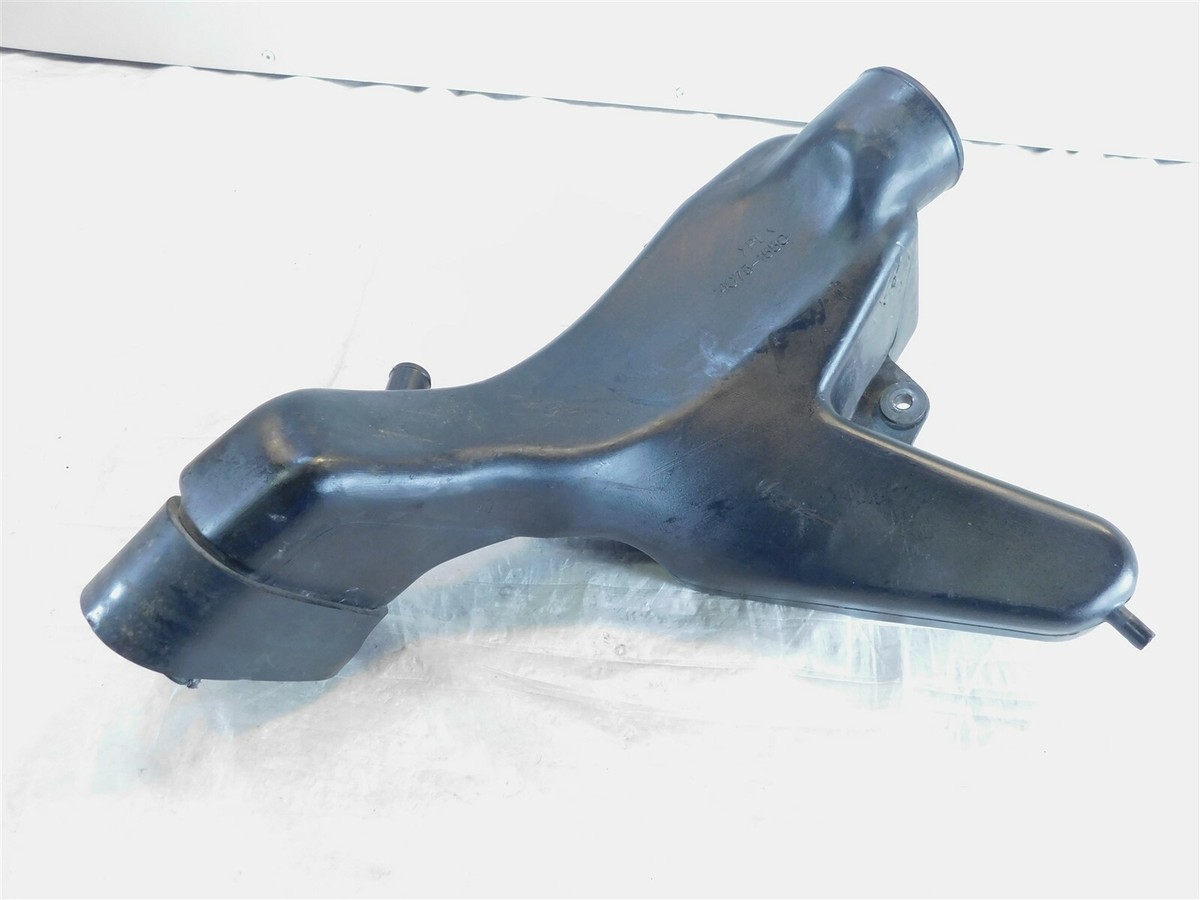 Kawasaki Ninja ZX-6 ZX600 ZX600-E & ZZR600 Right Air Intake Duct