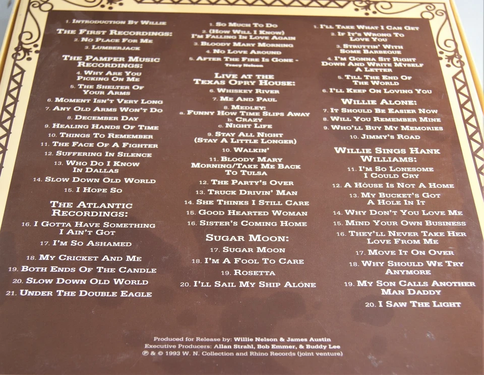 Box Set Willie Nelson The Classic Unreleased Collection 4 Cassettes 52 Page Book - Image 2 of 4