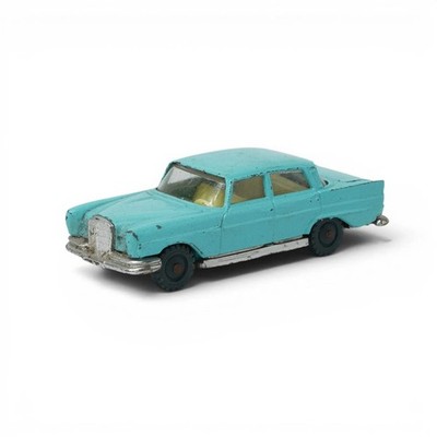 Husky Models 3a Mercedes-Benz 220 1965 Great Britain - VG+