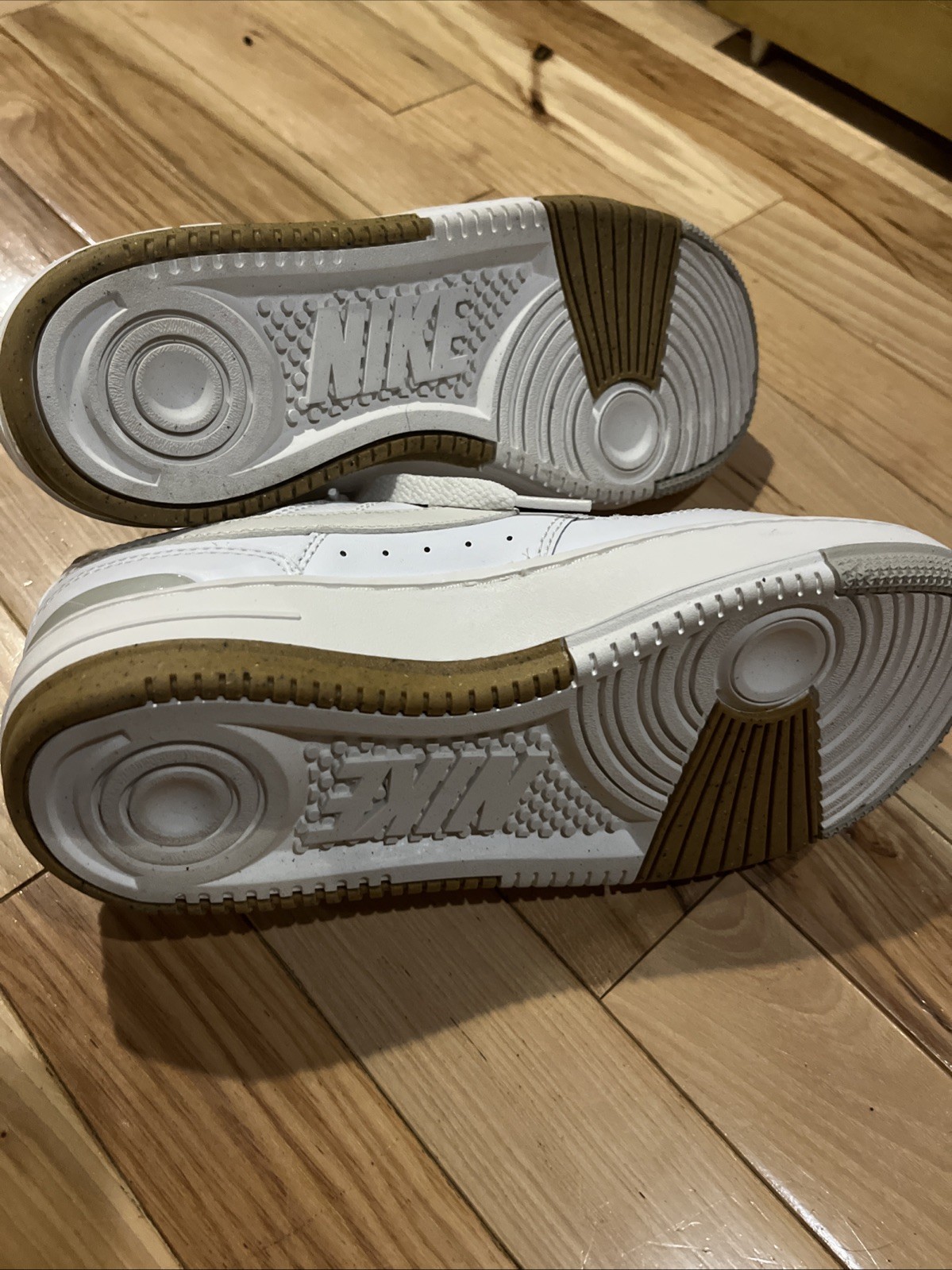 Nike Gamma Force Shoes Women Size 6.5 White University White Casual sneakers image 7