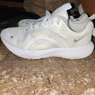 Nike React Escape Run 2 Men s Low Top Lace-Up Mesh Sneakers White DJ9976-101