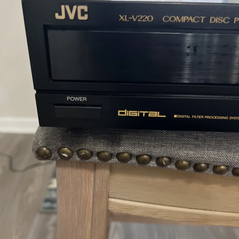 JVC XL-V220BK CD Player - For Parts/Repair - Image 2 of 4