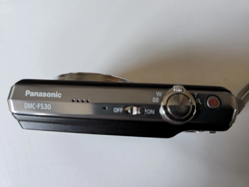 Panasonic Lumix DMC-FS30, photo 2 of 3