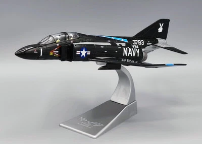1:72 Corgi McDonnell Douglas F-4J Phantom II "Black Bunny" - Photo 1/2