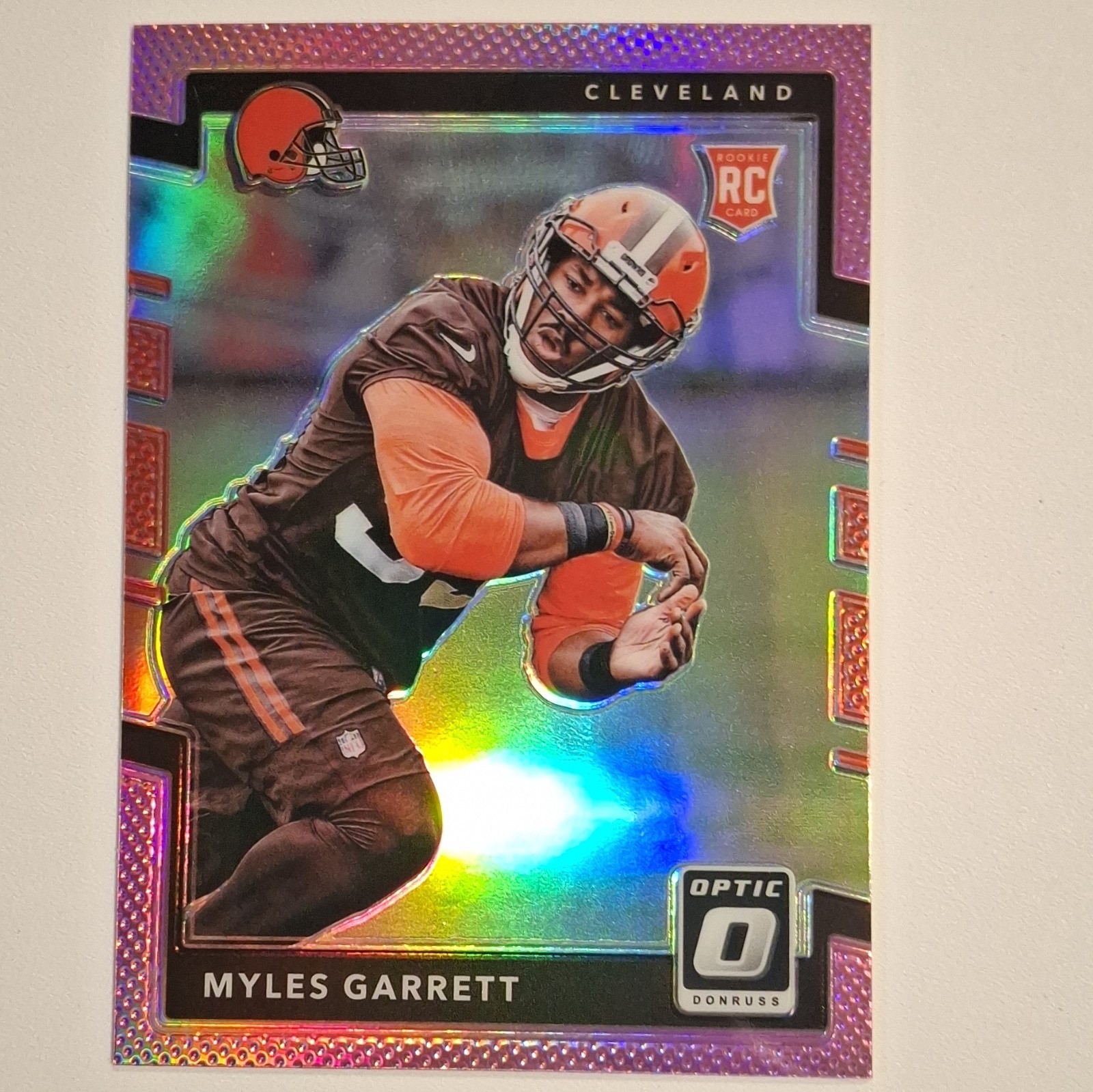 2017 Donruss Optic Pink Prizm Rookie Card Myles Garrett Cleveland Browns