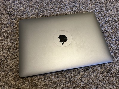 Apple MacBook Air 13.3'' (256GB SSD, Intel Core i3 10th Gen., 3.20 GHz, 8GB)