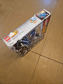 LEGO Star Wars Anakin's Custom Jedi Starfighter 75087, 8-14 yrs, 370 pcs - NEW