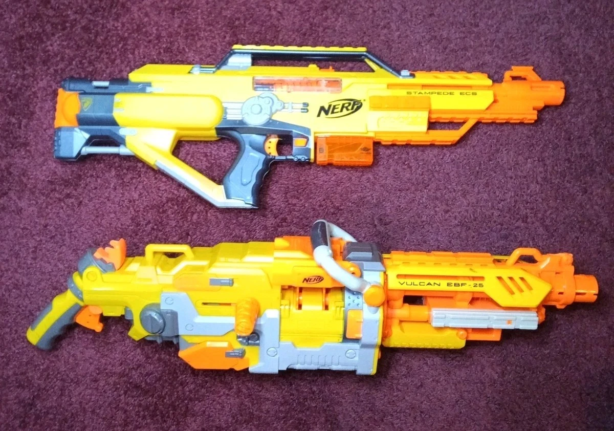 Preços baixos em NERF Nerf Vulcan EBF-25 Pistolas de Dardos e