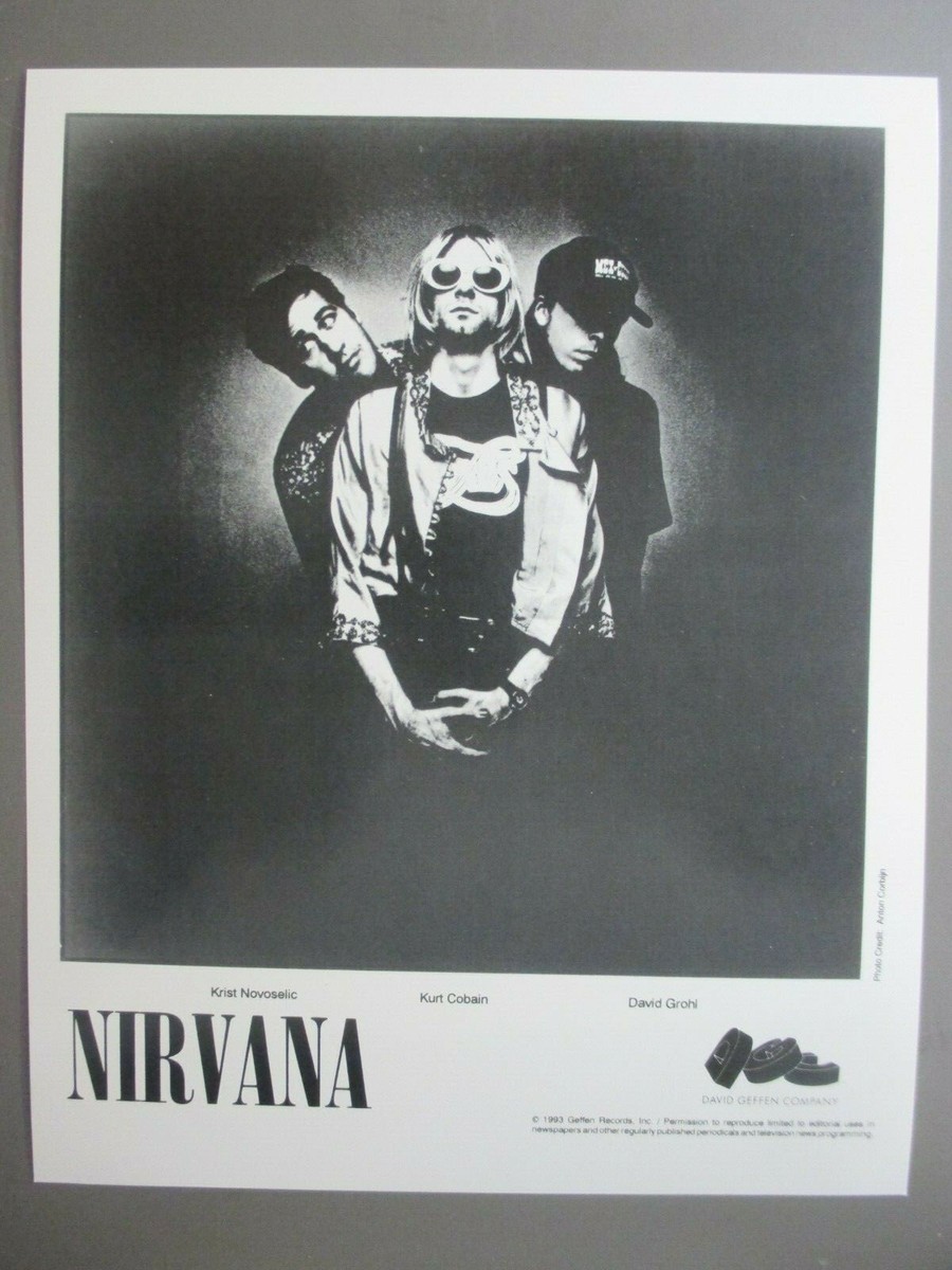 Nirvana black & white 8 X 10 glossy promo photo Kurt Cobain 1993