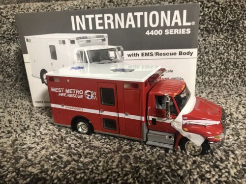 Vintage 1959 Micro Model No20 International Ambulance 52 Toy