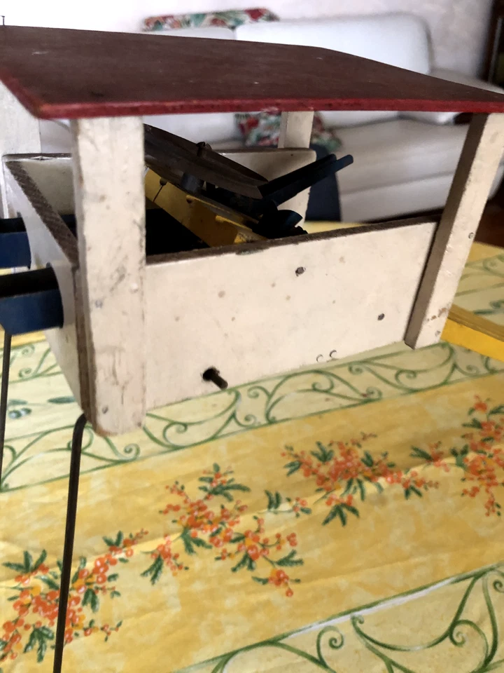 FUNICULAIRE TOLE ET BOIS - Photo 4/4