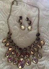 Charming Charlie Amber necklace and earrings Set