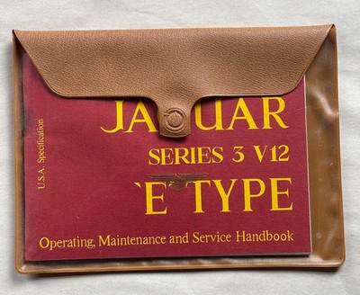 1971-73 Jaguar Factory XKE series 3 V12 service handbook in original wallet USA
