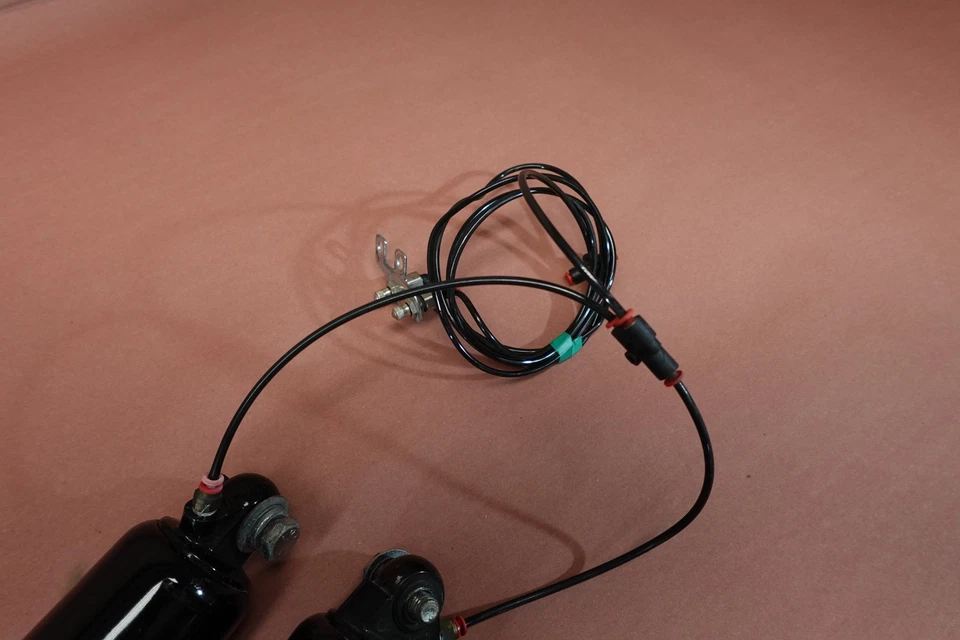 1999-2006 Harley Davidson Road King FLHRI conjunto de suspensão amortecedor traseiro - Imagem 3 de 4