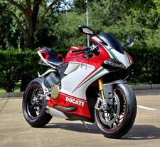 2013 DUCATI SUPERBIKE PANIGALE S