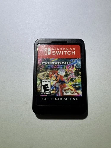 Mario Kart 8 Deluxe Nintendo Switch Game Cartridge Only Tested / Working