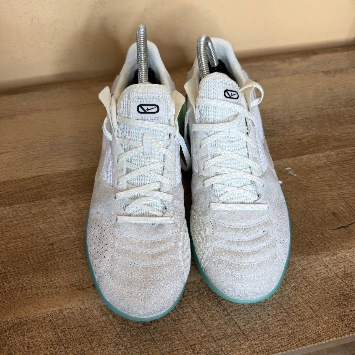 Nike Streetgato Indoor Soccer Shoes Green Glow DC8466-102  display picture 2