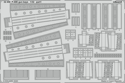 P-40E gun bays - Trumpeter - / 1:32 - Eduard 32456