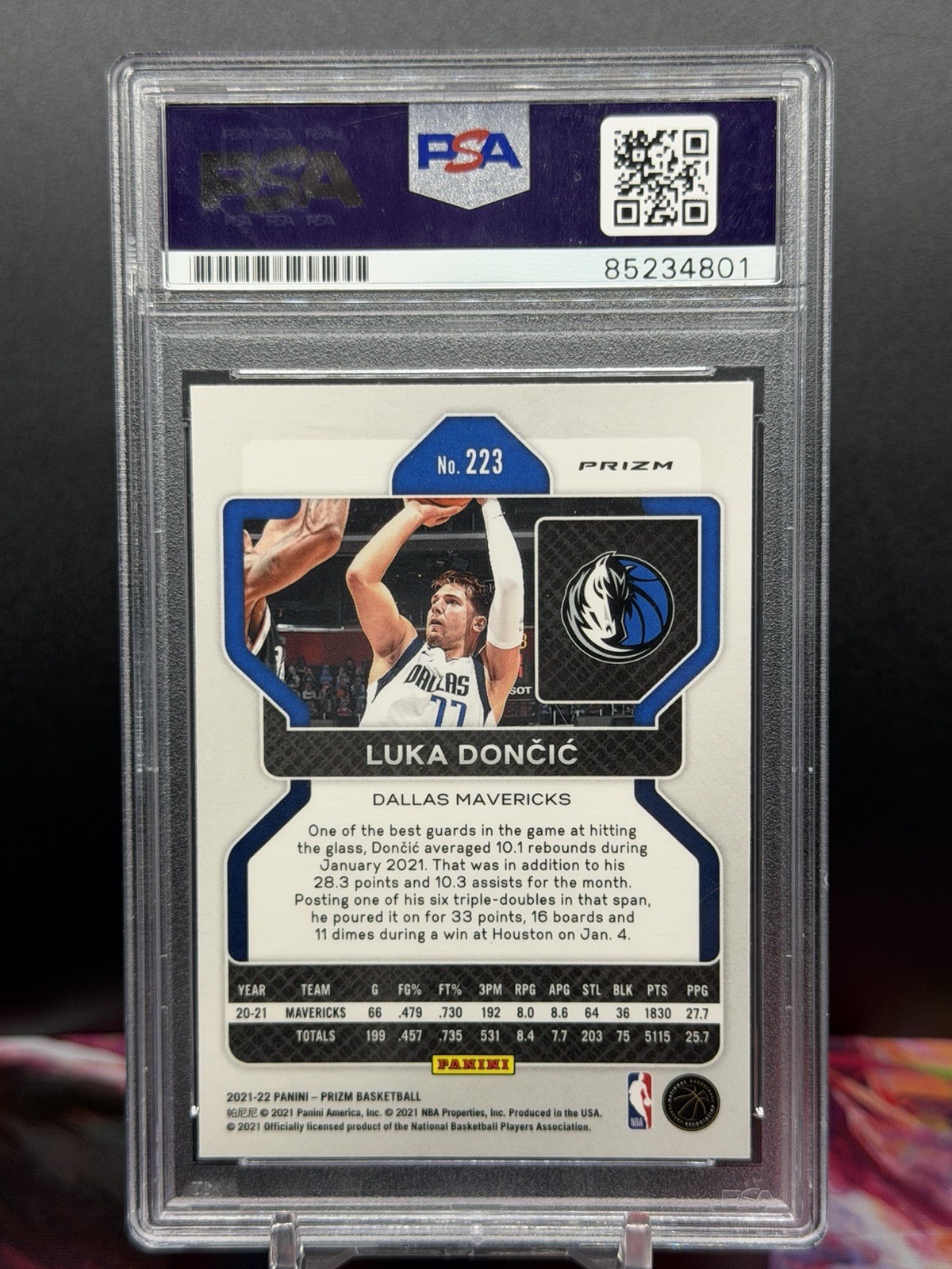 2021 Panini Prizm 223 Luka Doncic Auto PSA/DNA Auth view 2