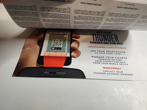 2016 2017 OKLAHOMA CITY THUNDER Season Ticket Book Russell Westbrook MVP - Picture 10 of 11