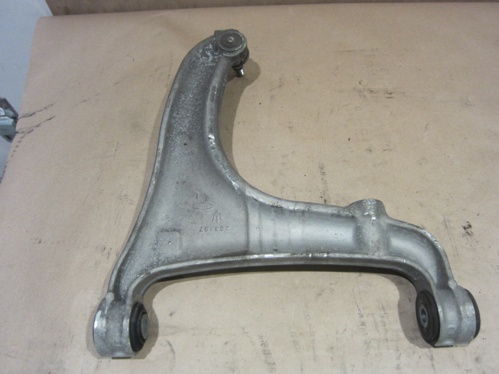 Maserati Quattroporte - LH Rear Lower Suspension Control Arm / Lever- P/N 217739