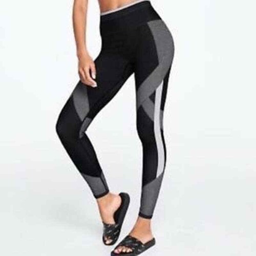 fishnet tights style