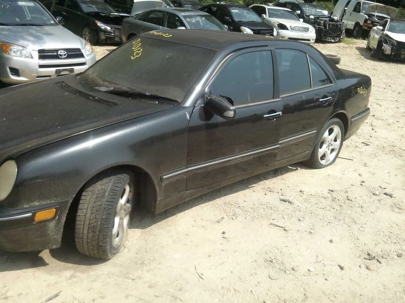 Condensador de CA 210 tipo estación Wgn E320 compatible con 96-03 MERCEDES CLASE E 1382275 Foto 3 de 4