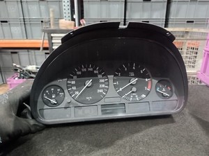 Original BMW 5er E39 Facelift Instrument Tacho Kombiinstrument 6211 6914908