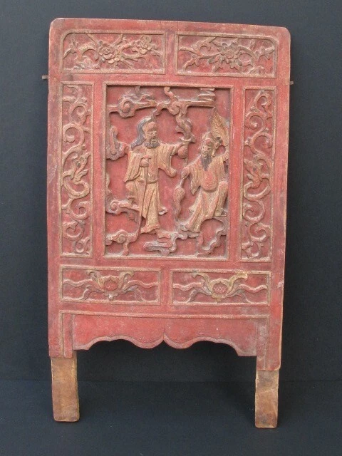 DÉESSE LAKSMI SUR son paon bois sculpté en bas relief (élément de char