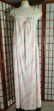 NWT DREAMAWAY floral blossoms VTG LONG GOWN NIGHTGOWN USA MEDIUM USA