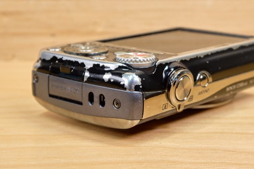 Fujifilm FinePix F80EXR 12 MP Digital Camera, with 10x Optical Zoom - Picture 10 of 12