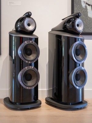 Bowers & Wilkins B&W 801D4 in Gloss Black w Box MINT STORE DEMO