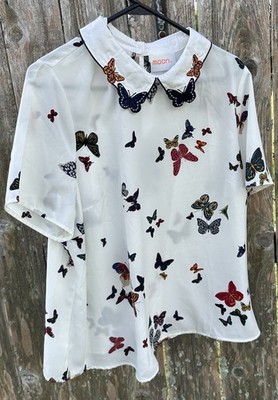 Moon Blouse Butterflies Embroidered Short Sleeves Size 2XL Style#DKA0805-P