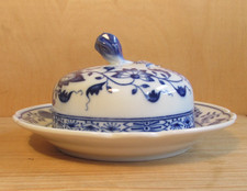 kl.  Butterdose  Hutschenreuther Zwiebelmuster rund