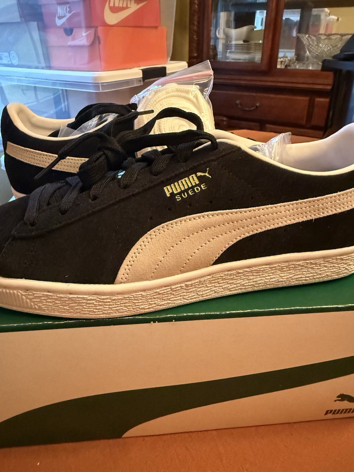 PUMA SUEDE CLASSIC XXI/MENS 11.5/NEW!!