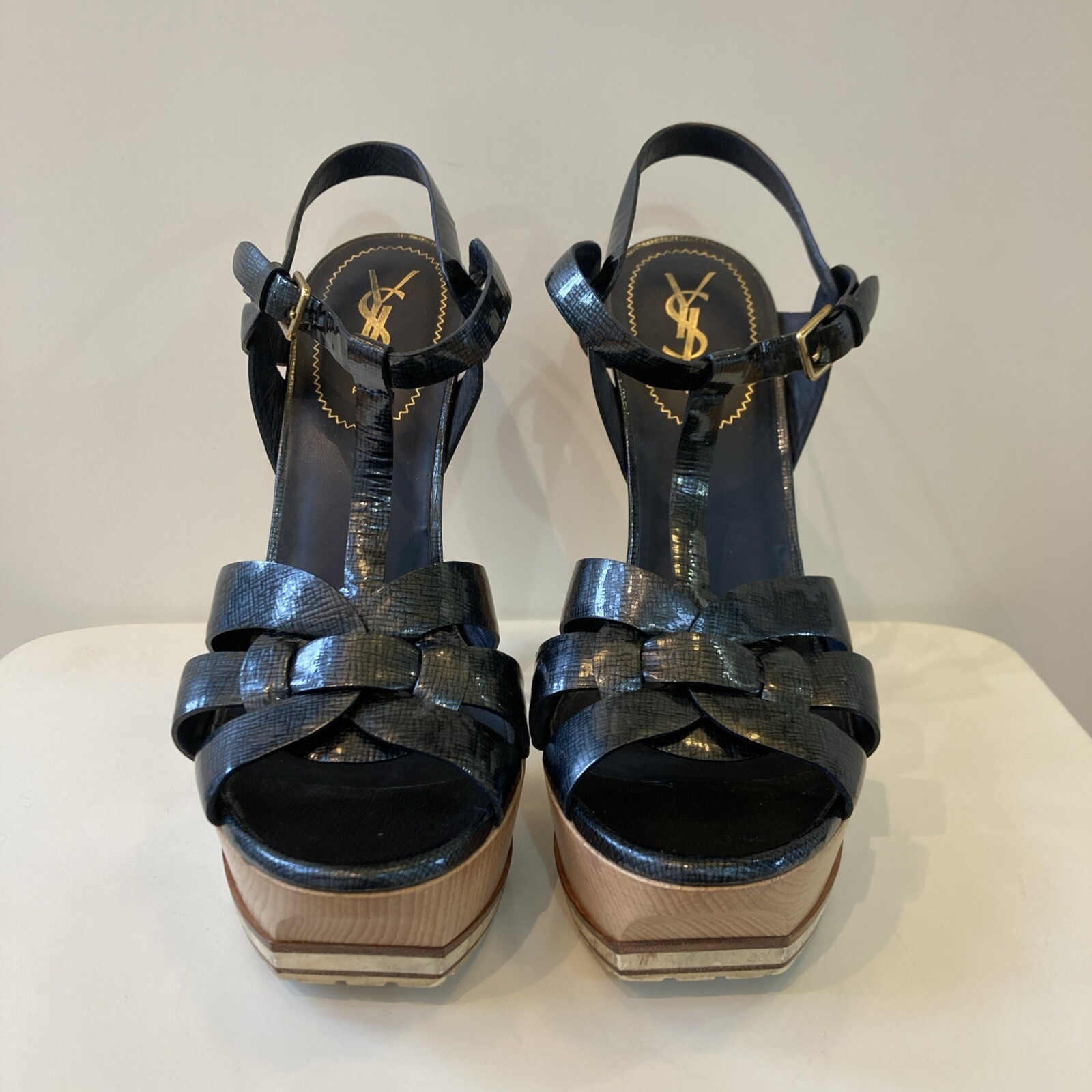 Sandali Yves Saint Laurent Tribute Platform YSL Saint Laurent sandalo tacchi