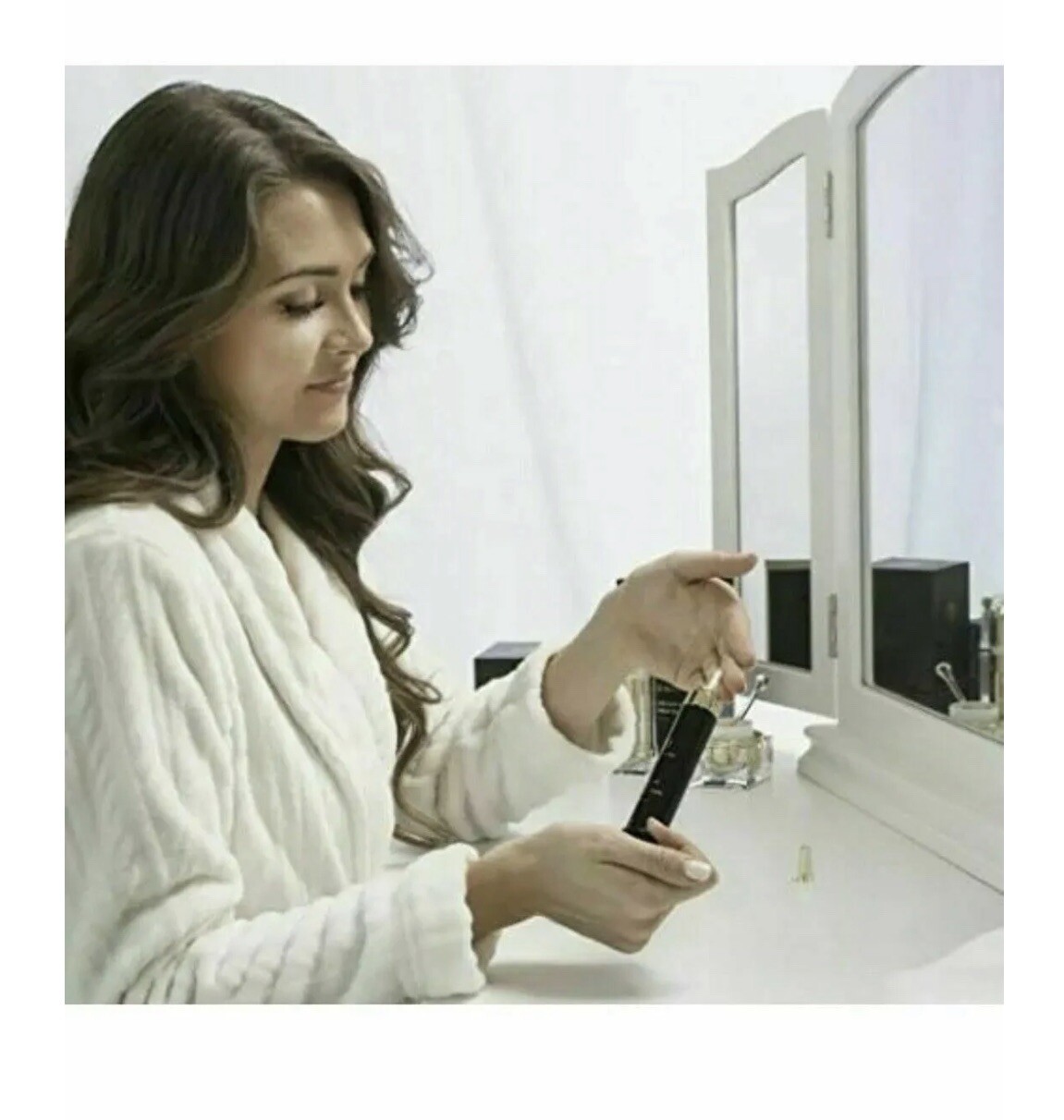 Instant Eye lift Forever Flawless Diamond Infused 24K